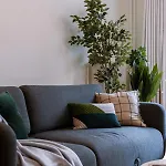 Huswell - Warm & Cozy Lateral Seaview Apartment