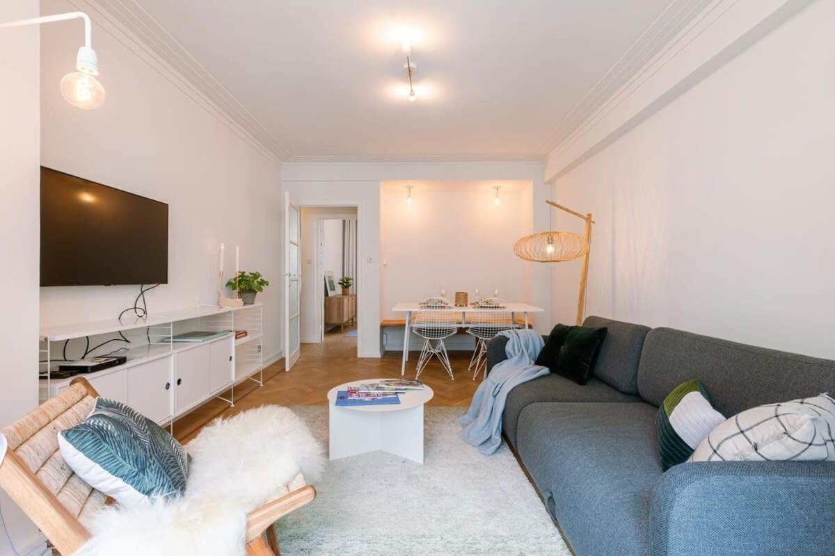 Huswell - Warm & Cozy Lateral Seaview Appartement Oostende
