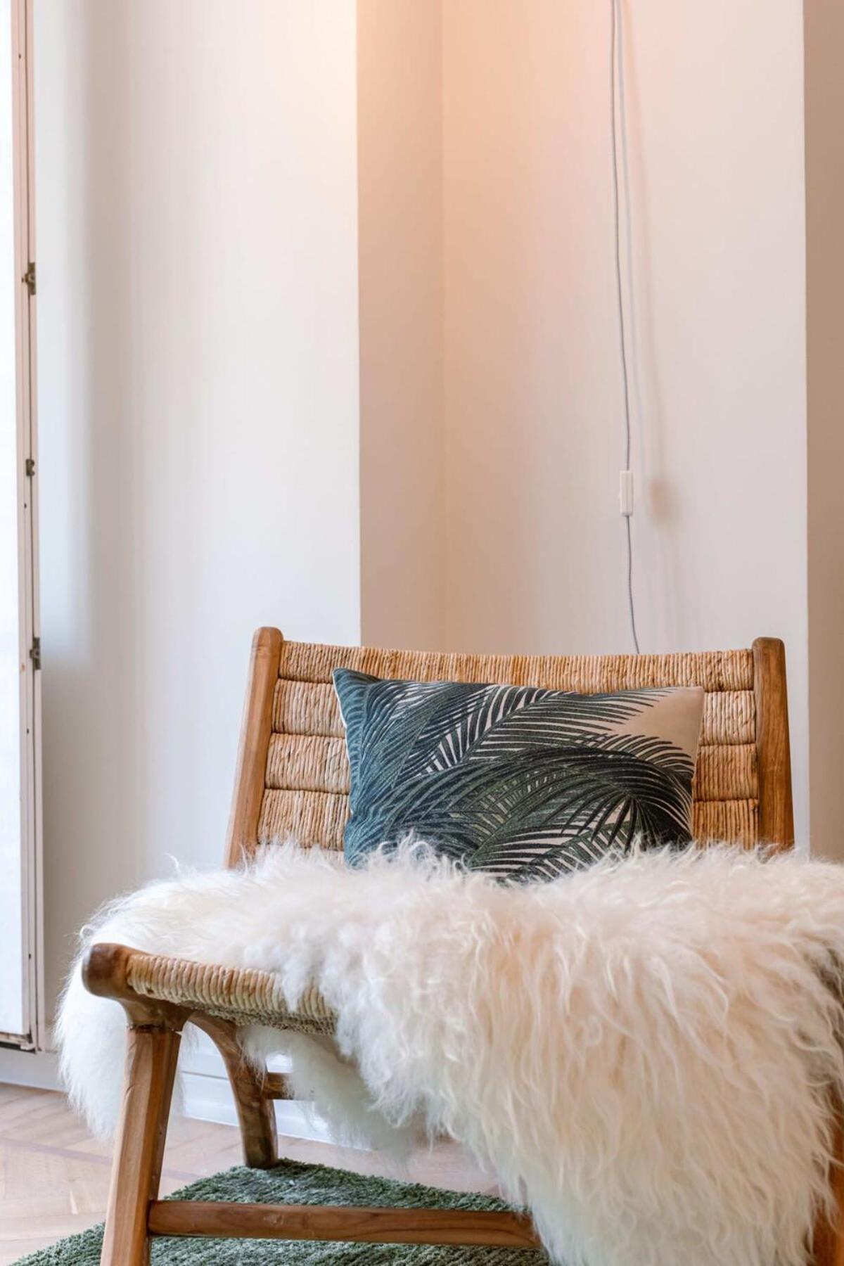 Huswell - Warm & Cozy Lateral Seaview Appartement